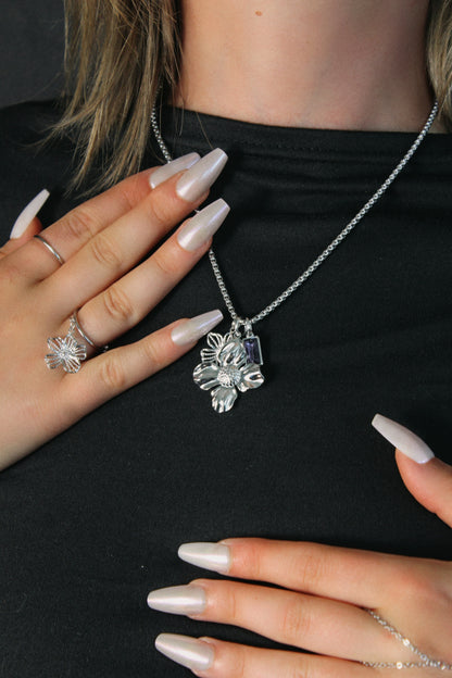 HER Signature Ring